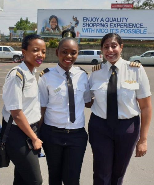 Flying pilot women (14)